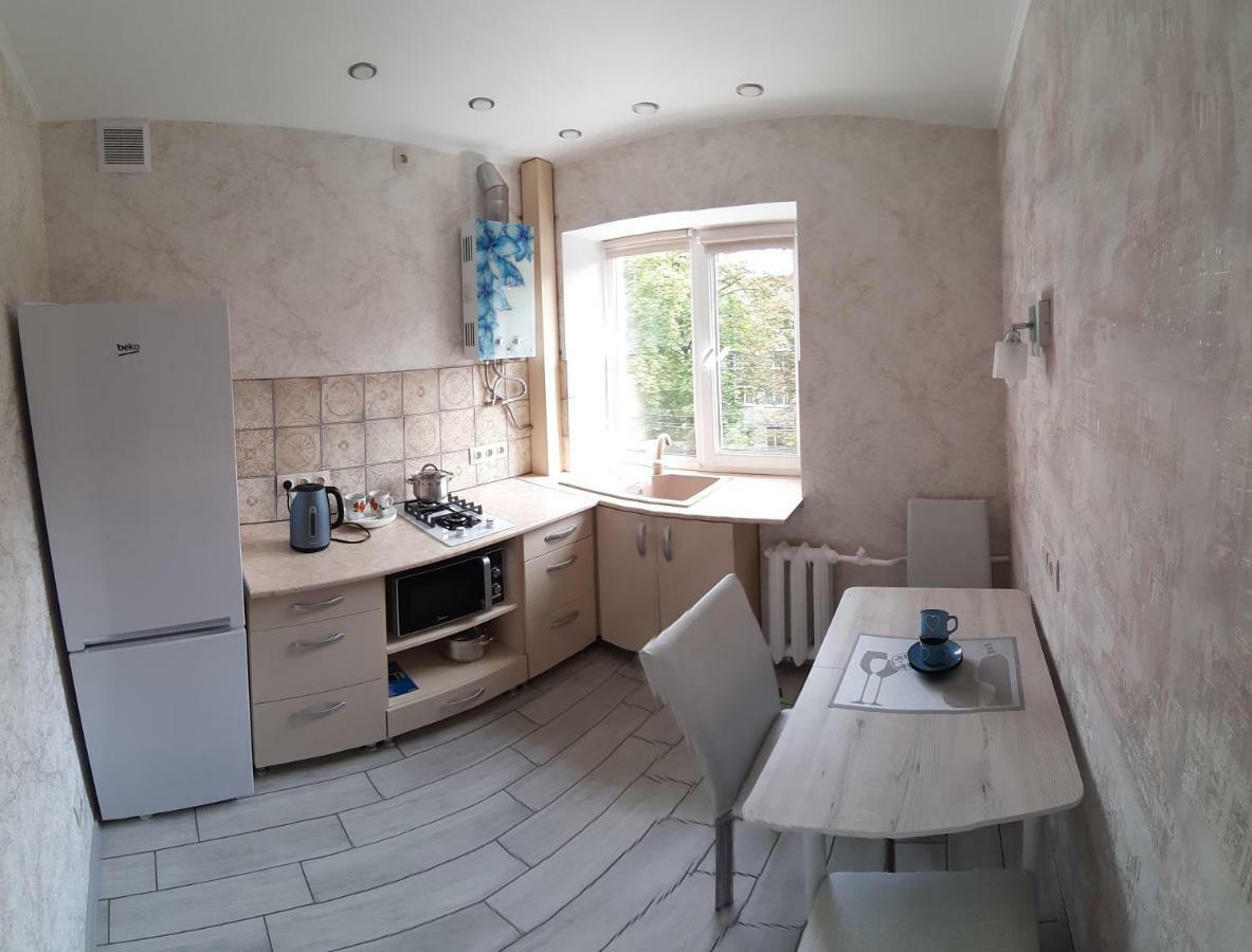 Ferienwohnung Однокомнатная Квартира На Площади Победы Homel Exterior foto