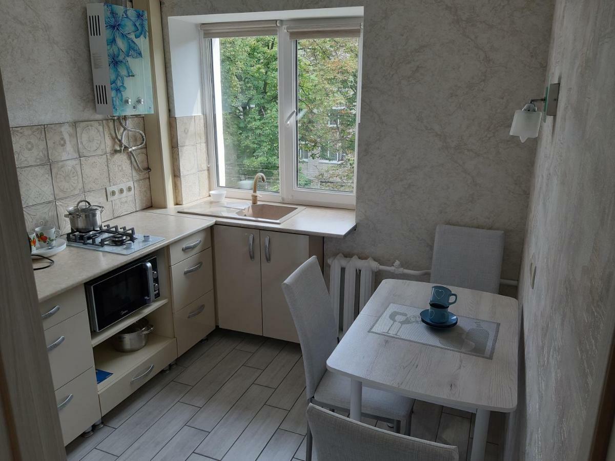 Ferienwohnung Однокомнатная Квартира На Площади Победы Homel Exterior foto