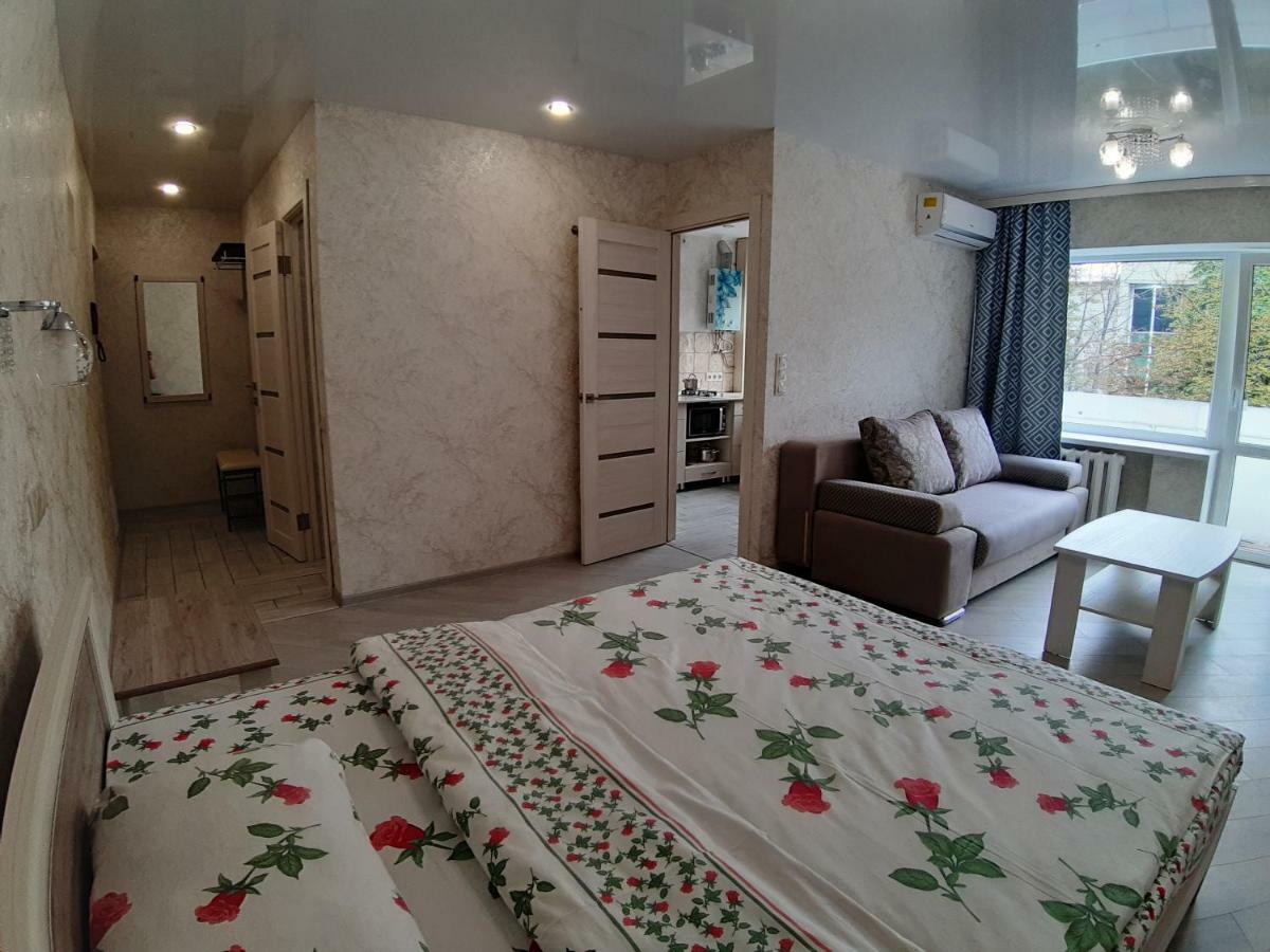 Ferienwohnung Однокомнатная Квартира На Площади Победы Homel Exterior foto
